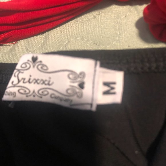 Trixxi Retro style Halter top Black/Red/white Women Size M - Picture 7 of 11